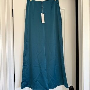 WAYF Women’s Wide Leg Satin Teal Trouser — size small
